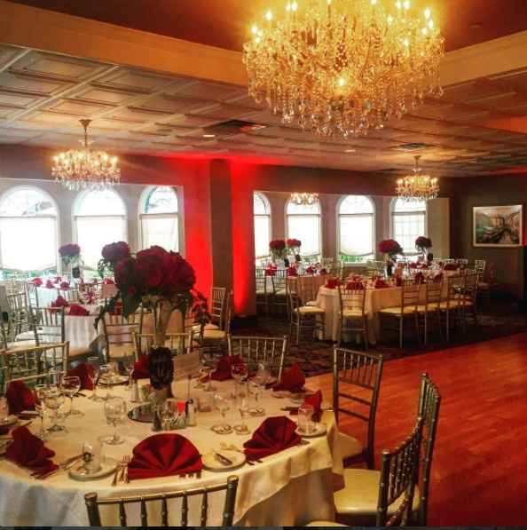 Do you notice the decor/color scheme as a guest?