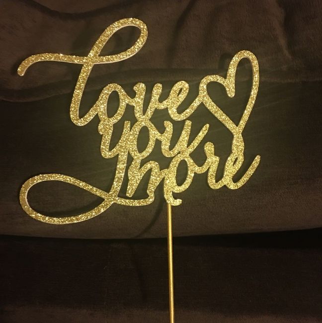 Let's see your cake toppers !
