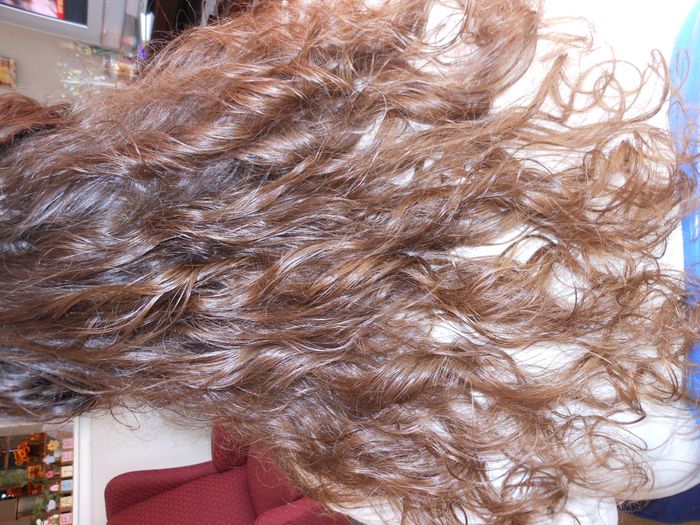 Calling all curly haired brides