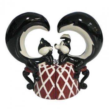 I want to see everyone's cake toppers