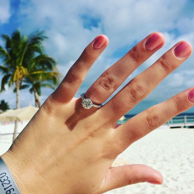 SHOW OFF YOUR RINGS LADIES!! I wanna see that bling!!!