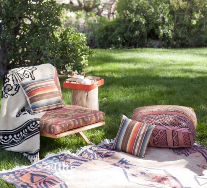 Wood Pallet Reception Seating? 6