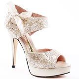 I need shoe help to :)