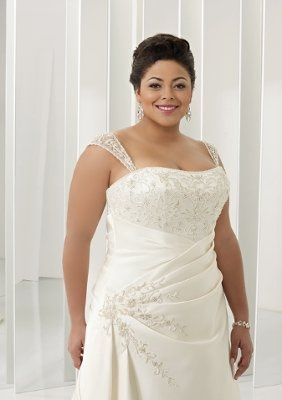 Attn:Plus size Brides!!!