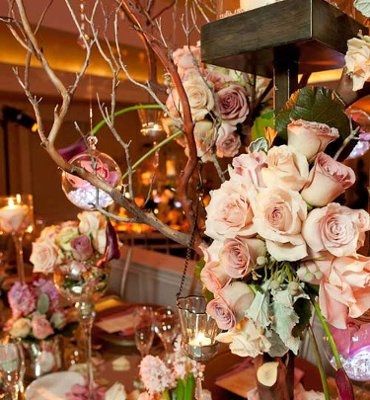 Post pics of your centerpiece, or pics of centerpieces you like...I need inspiration :)