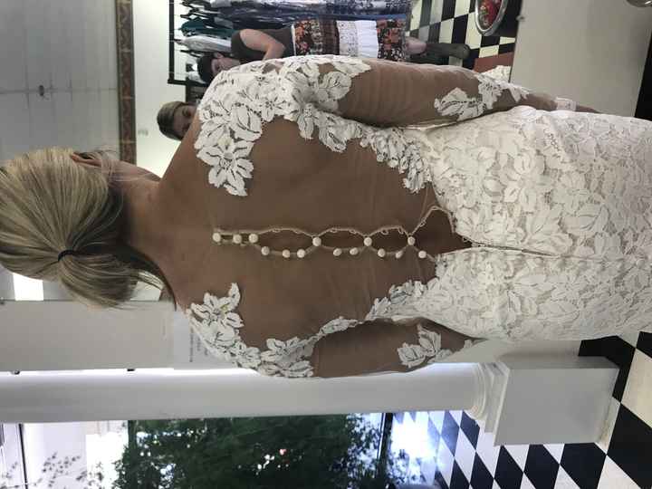 Dress Issues, Pretty Upset