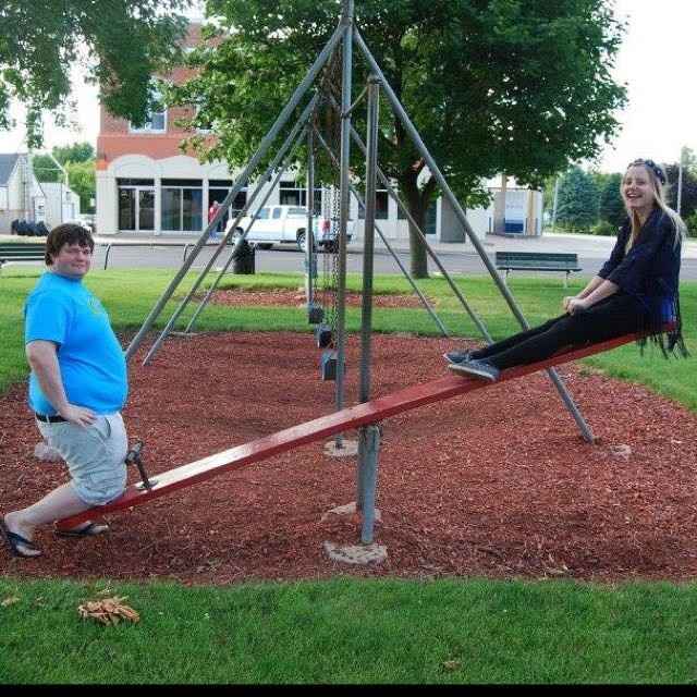 Share your engagement photos . I'm super happy with mine