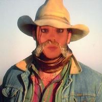 NWR: Show those Embarrassing Pictures