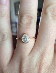 Morganite or Moissanite? 8