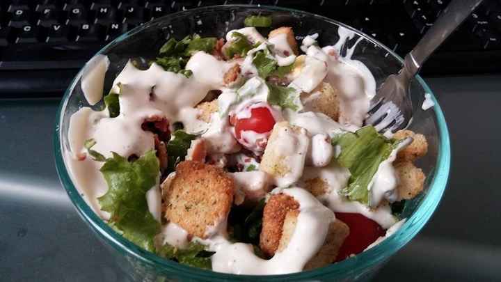 So, what's for lunch? Motivational post to keep you on track of your goals ;-)