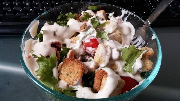 So, what's for lunch? Motivational post to keep you on track of your goals ;-)