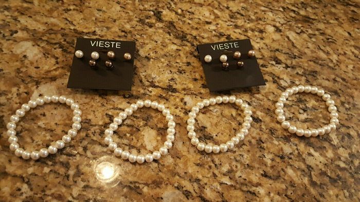 Where did you purchase bridal jewelry?