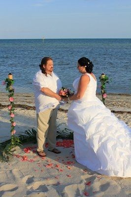 Married... finally PICS!!