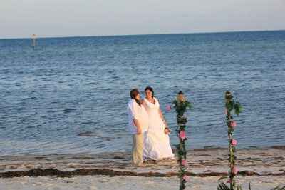 Married... finally PICS!!
