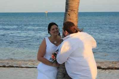 Married... finally PICS!!