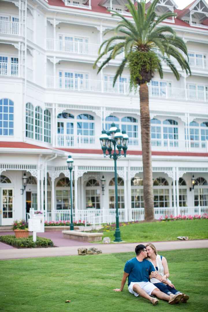 My disney engagement photos!