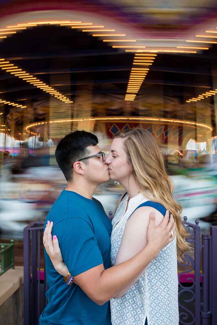 Engagement Pictures - Zoo!