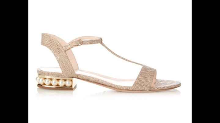 Show off your shoes ladies.