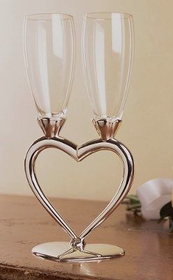 champagne flutes - anyone find a pair they love?