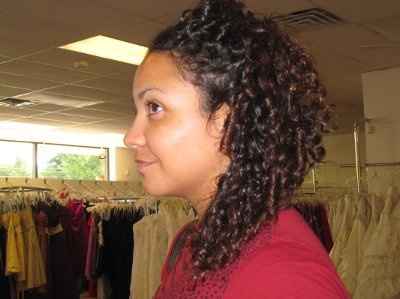 Hairstyle— Side ponytail