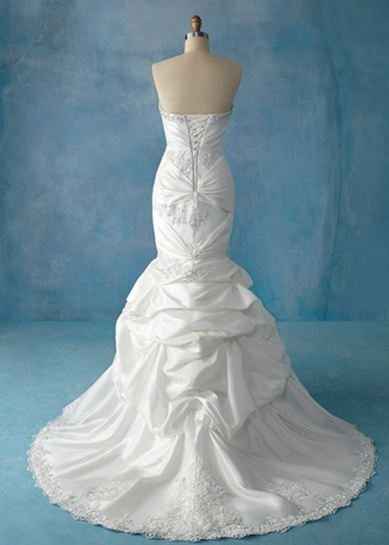 So Ladies Let's see your Wedding Gowns!