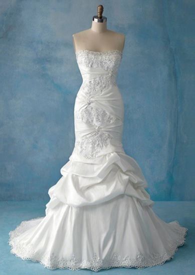 Anyone have there wedding dress picked out? Pics?