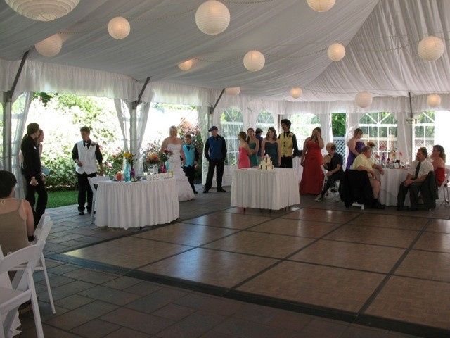 Made it through the rain and now married to my best friend (pic heavy)