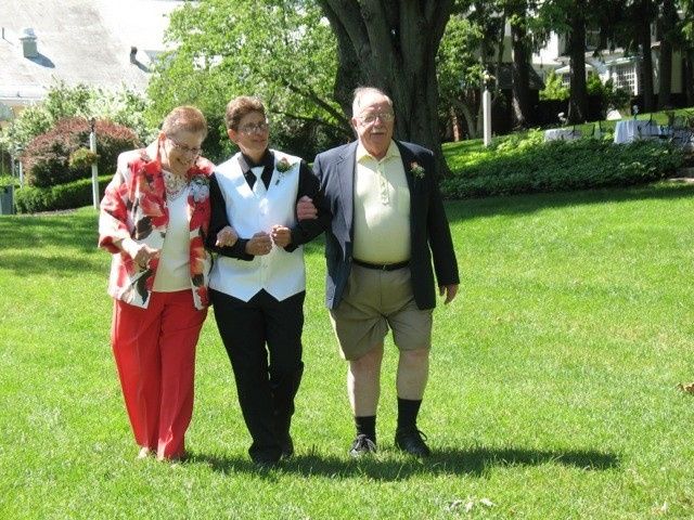 Made it through the rain and now married to my best friend (pic heavy)