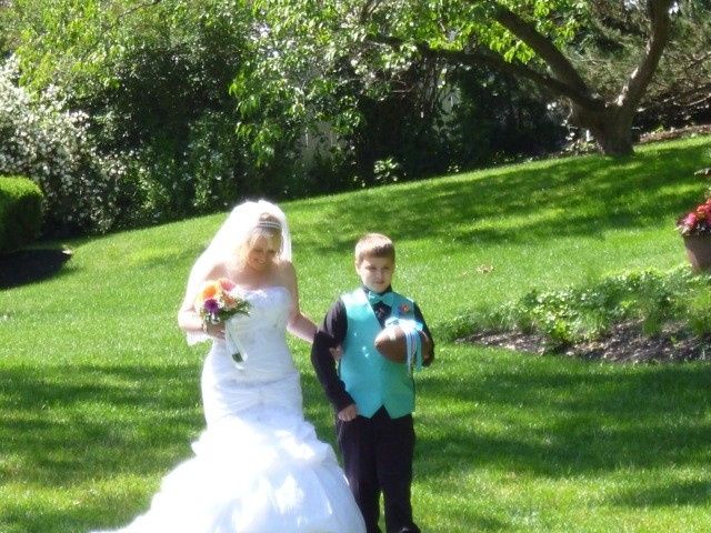 Plus size brides (what looks good) Show you're stuff!!!!