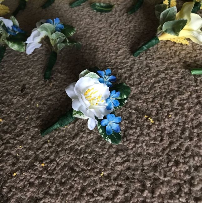 Diy corsages and boutonnieres