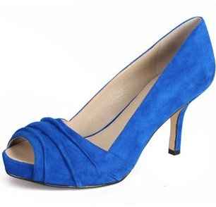 Show me your wedding shoes!!!!