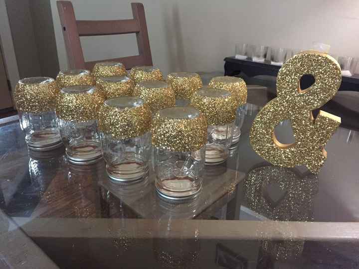 Anyone incorporating glitter into their wedding decor?