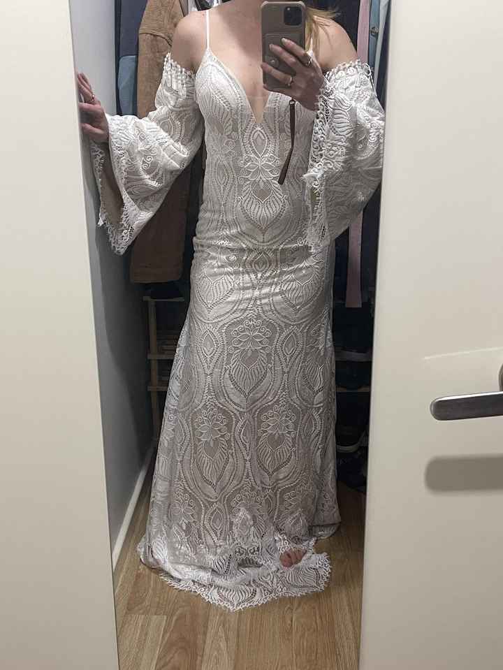 Let's hear it for the discount and secondhand dresses! - 2