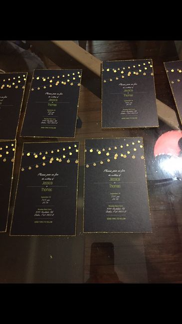Anyone incorporating glitter into their wedding decor?