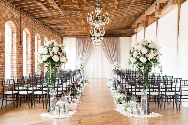 Worried my dress isn’t beautiful. - 1