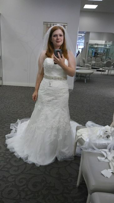 I wanna see your wedding dress!