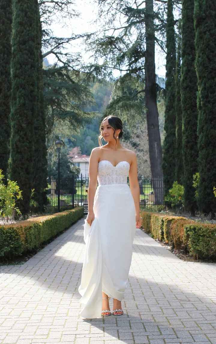 How to sell a Wedding dress - 2