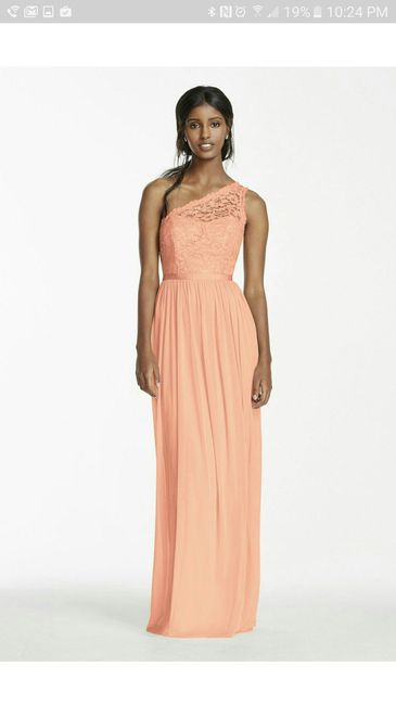 Wha kind of bridesmaid dress goes well with my gown?