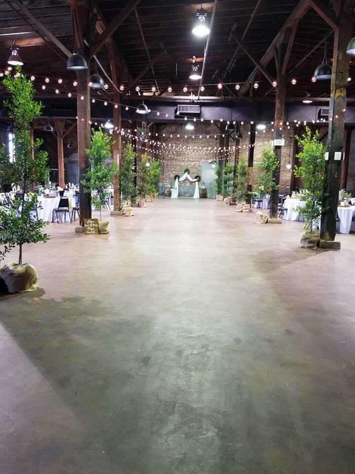 How are you decorating your ceremony? - 1