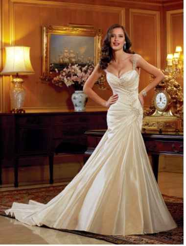 Lets see those dresses!