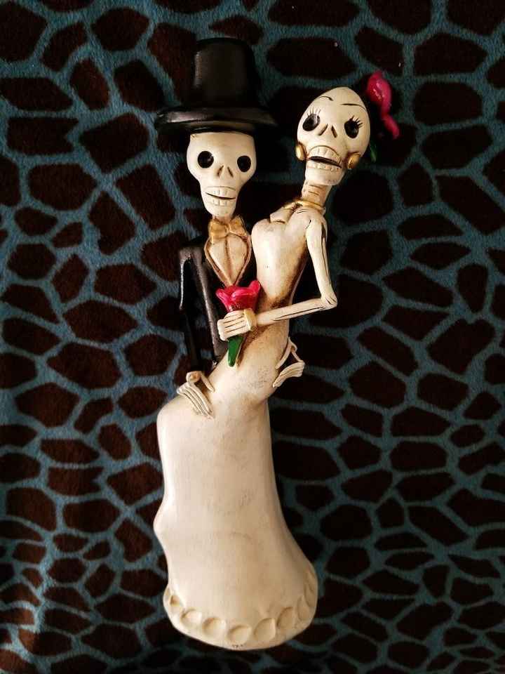 Let's see those cake toppers!