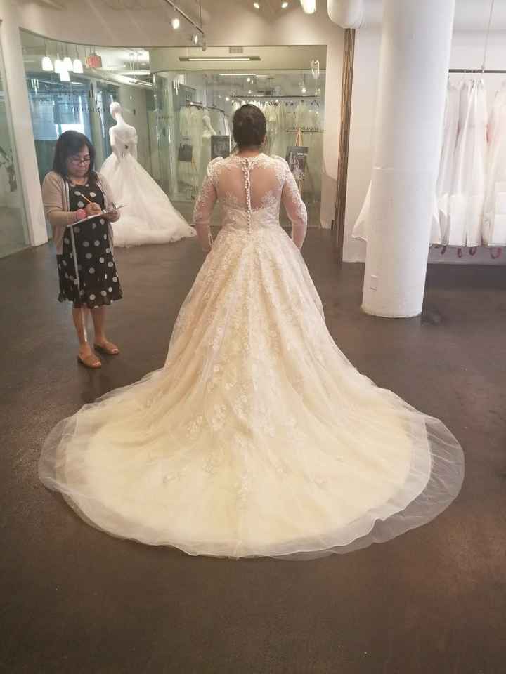 Please show your wedding dress, ladies - 1