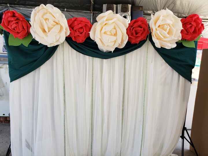 Backdrop for bridal table - backyard wedding - 1