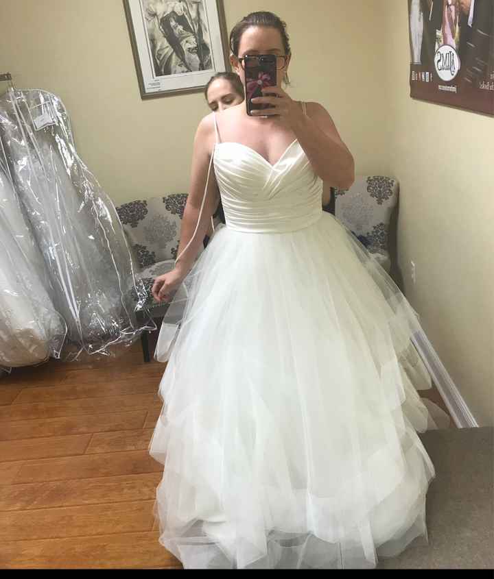 Found my dress now show me yours! - 1