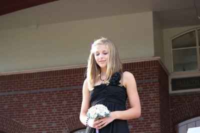 Ladies who made their bouquets, i need your HELP