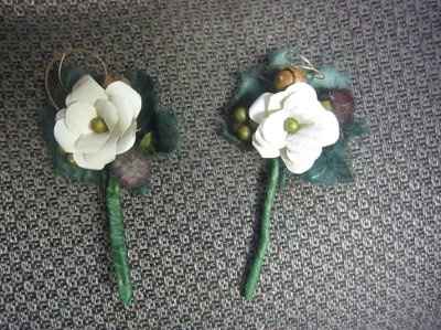 Boutonierres with paper flowers