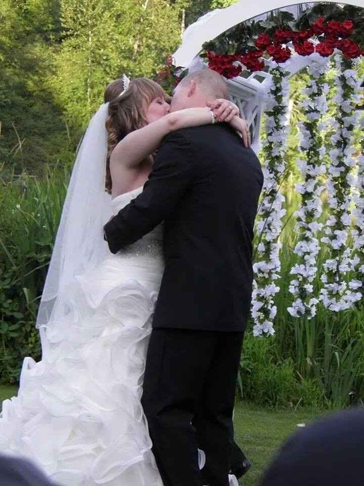 I'm back and married!!