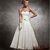 I've narrowed my 3 dress choices down!!!!