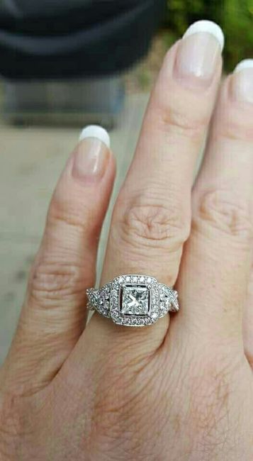 Let's see those beautiful rings lady's!