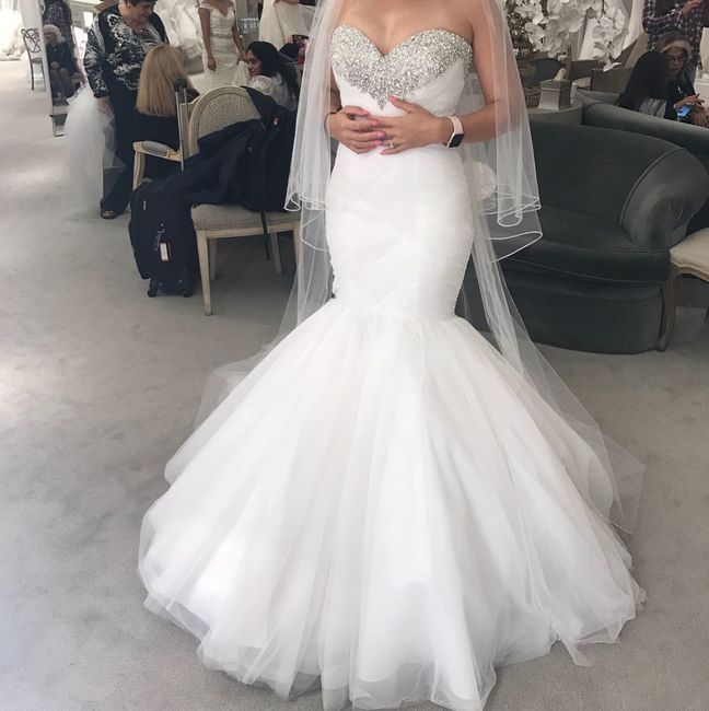 I wanna see your wedding dress!